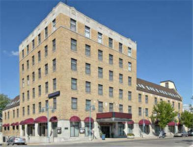 Отель Ramada Plaza Ojibway