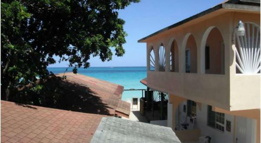 Mom's Place Beachfront Guest House