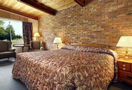 Отель Ramada Provincial Inn