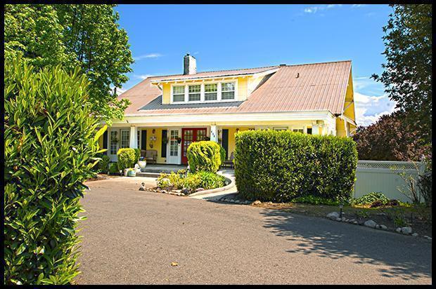 Мини-отель Bayberry Inn B&B
