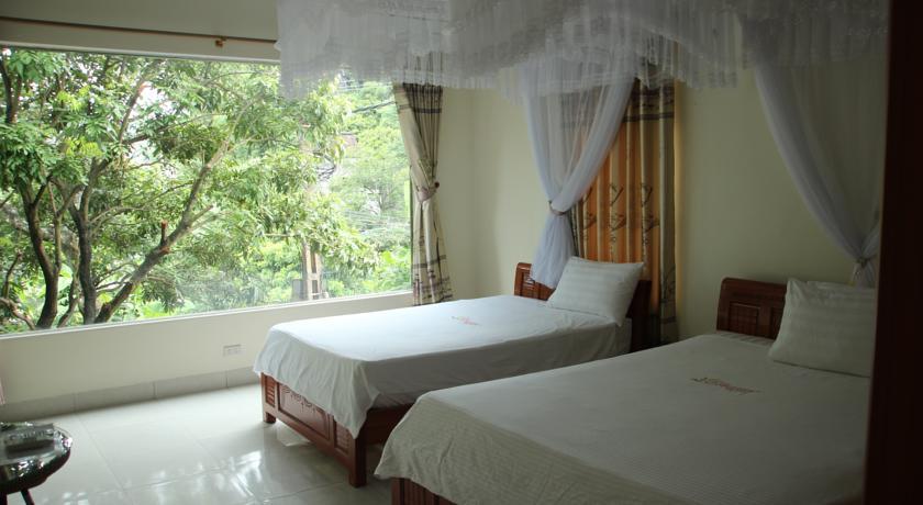 Отель Limestone View Homestay