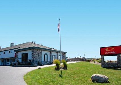 Отель Econo Lodge Petoskey