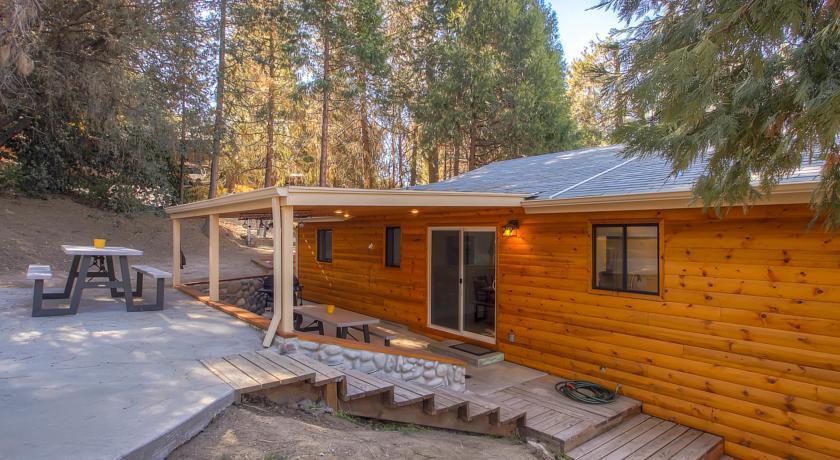 Апартаменты Yosemite's Golden Trout Retreat