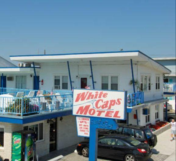 Отель White Caps Motel