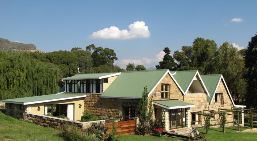 Апартаменты The Clarens Country House