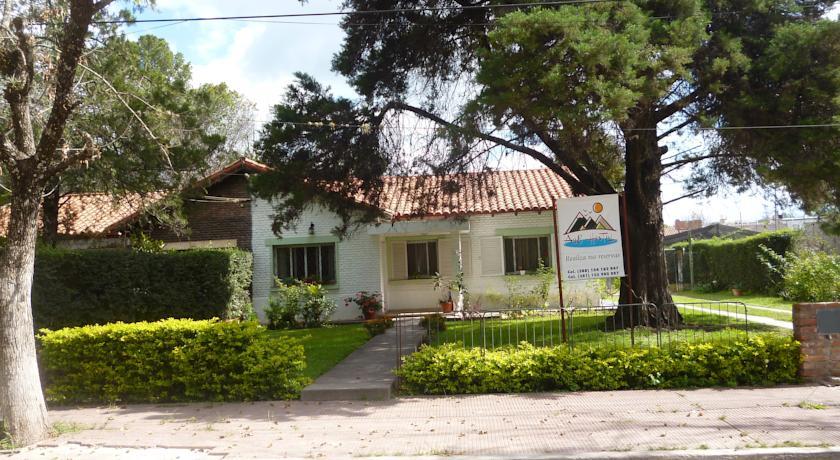 Хостел AYE Hostal