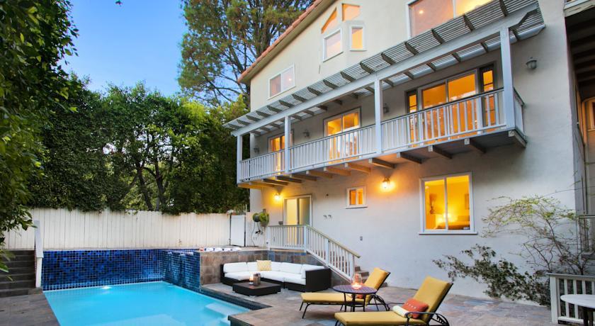 Hollywood Classic Villa by LuxPads
