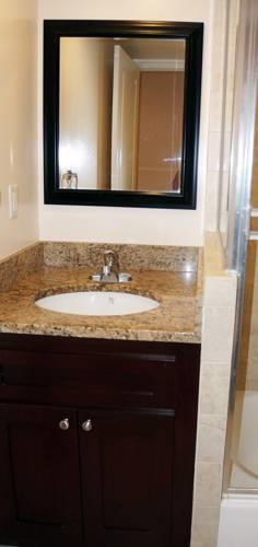 Апартаменты Van Nuys - One-Bedroom Apartment