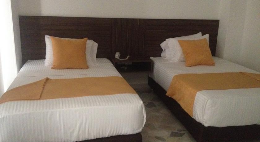 Отель Hotel Hayboré