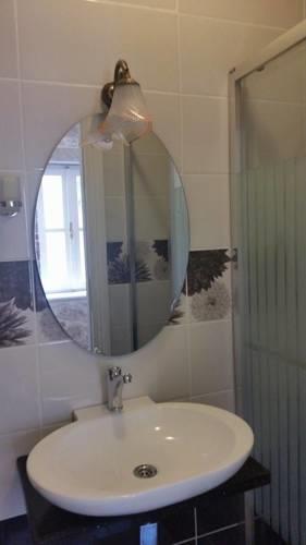 CUNDA POSEİDON OTEL