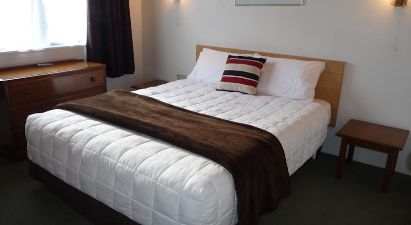 Отель Coachman's Lodge Motel