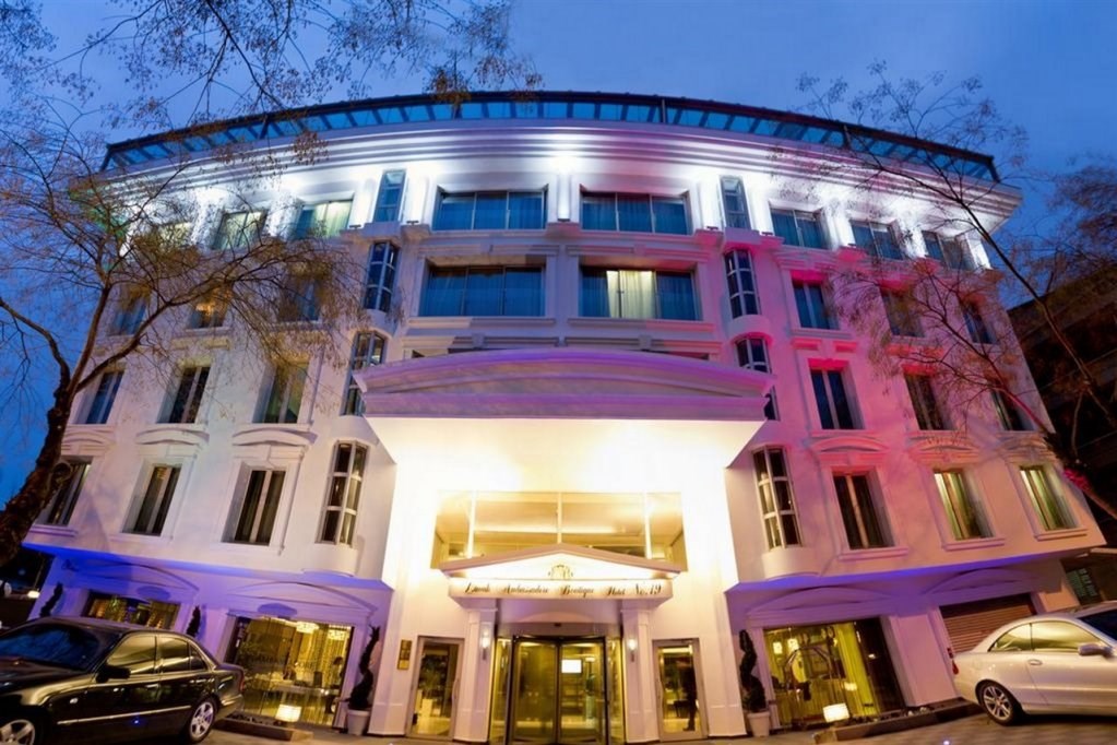 Отель Limak Ambassadore Hotel