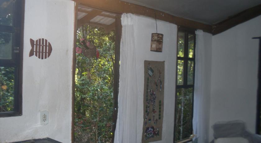 Casas Singelas na Mata