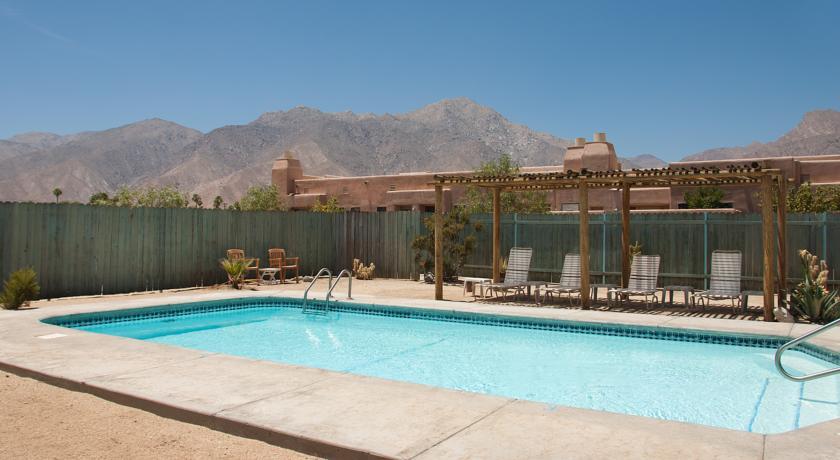 Отель Borrego Valley Inn