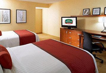 Отель Courtyard Waterbury Downtown