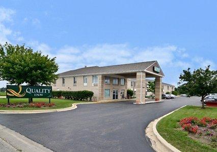Отель Quality Inn Aurora