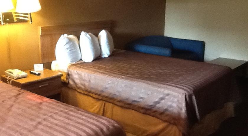 Отель Travelodge Athens