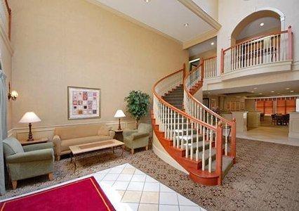 Отель Comfort Suites Sherman