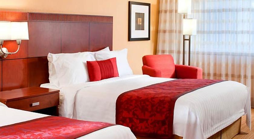 Отель Courtyard Arlington Rosslyn