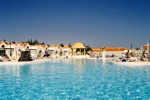 Отель Bungalows Fuertesol