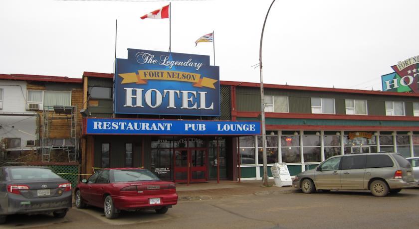 Отель Fort Nelson Hotel