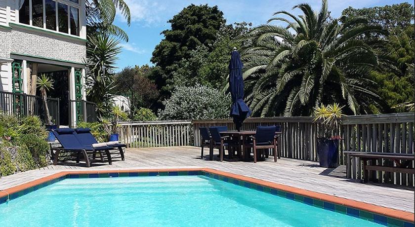 Bluff Hill Bed & Breakfast
