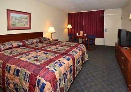 Отель Rodeway Inn & Suites Harriman