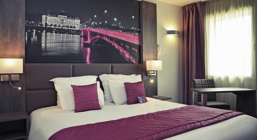 Отель Mercure Lyon Est Chaponnay