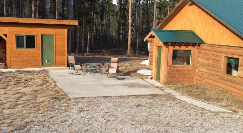 Апартаменты Valemount Mountain Retreat