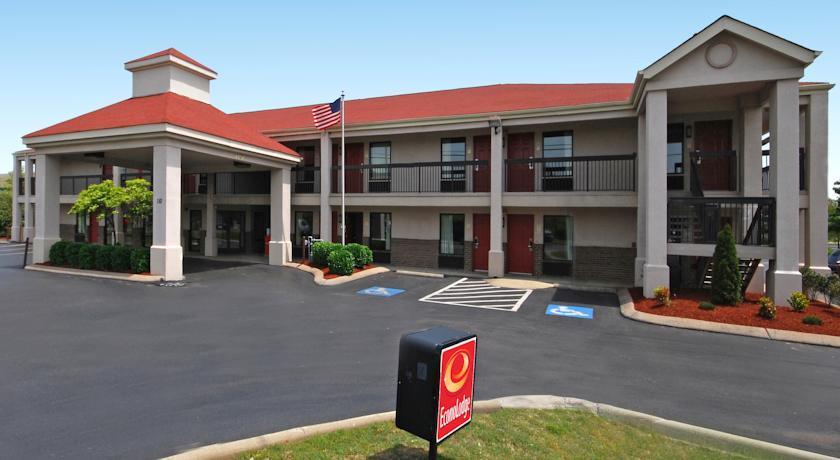 Отель Econo Lodge Inn & Suites Murfreesboro