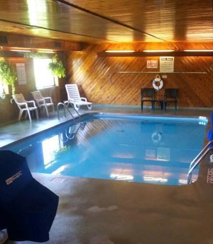Отель Quality Inn Sheboygan
