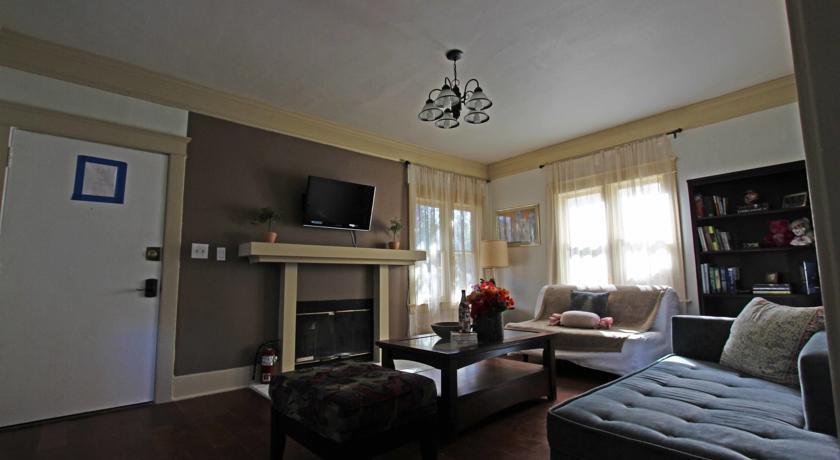 Апартаменты Sherman Oaks 3 Bedroom