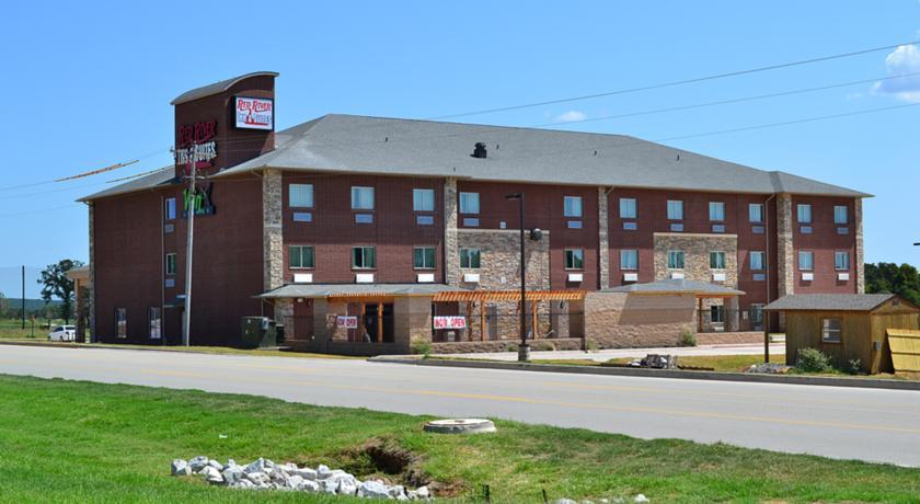 Отель Red River Inn and Suites