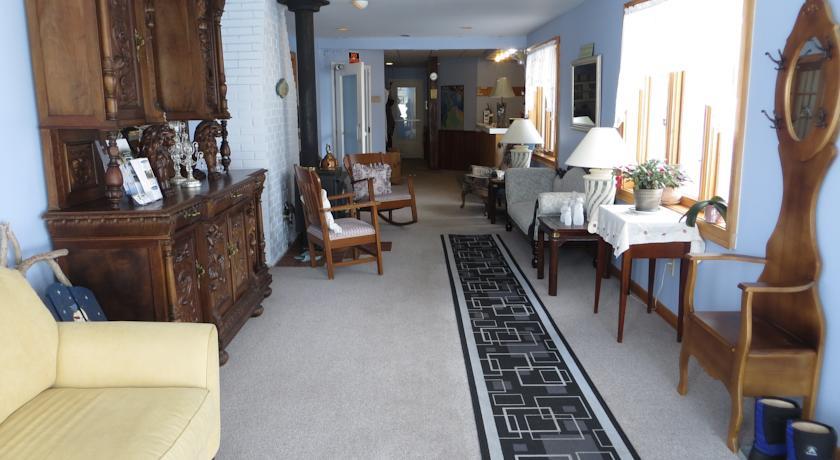 Отель Windspire Inn
