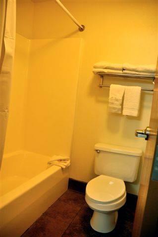 Отель Oak Tree Inn Yuma
