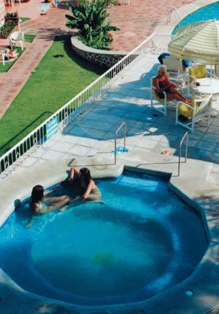 Отель Mama Chuy Hotel & Villas