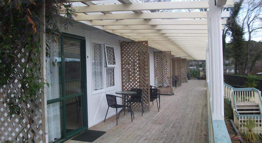 Отель Te Awa Motel