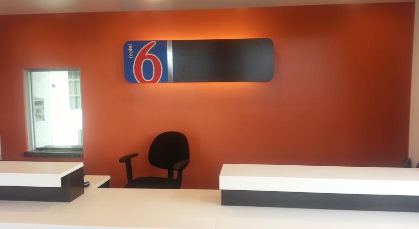Отель Motel 6 Bell Gardens