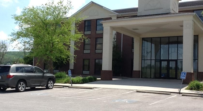 Отель Best Western Lake Cumberland Inn