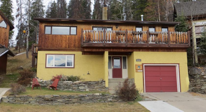 Mountain Side Suites