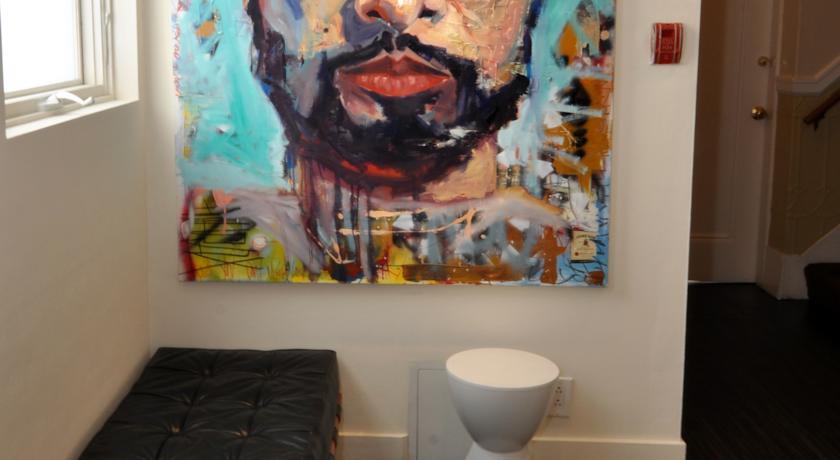 Des Arts Hotel