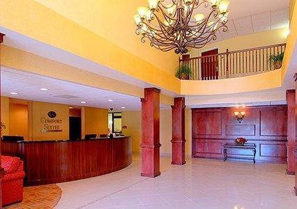 Отель Comfort Suites Atlanta Airport