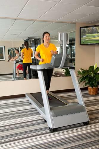 Отель Candlewood Suites Houma