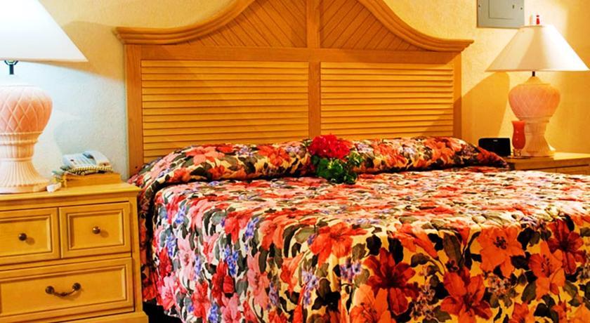 Отель Golden Sands Hotel