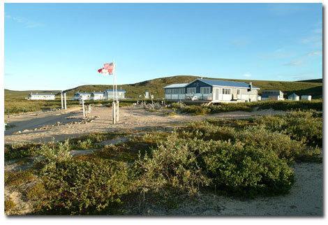 Отель Peterson's Point Lake Lodge