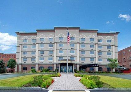 Отель Clarion Hotel Oneonta