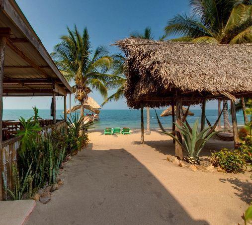 Отель Beaches and Dreams Boutique Hotel