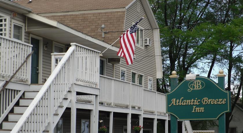 Отель Atlantic Breeze Inn