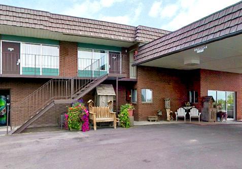 Отель Americas Best Value Inn Roosevelt/Ballard