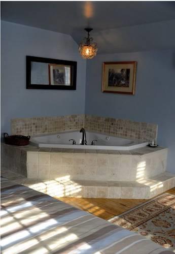 Отель The Country Inn of Berkeley Springs